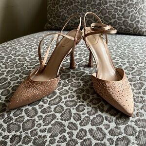 Sam Eddleman nude heels